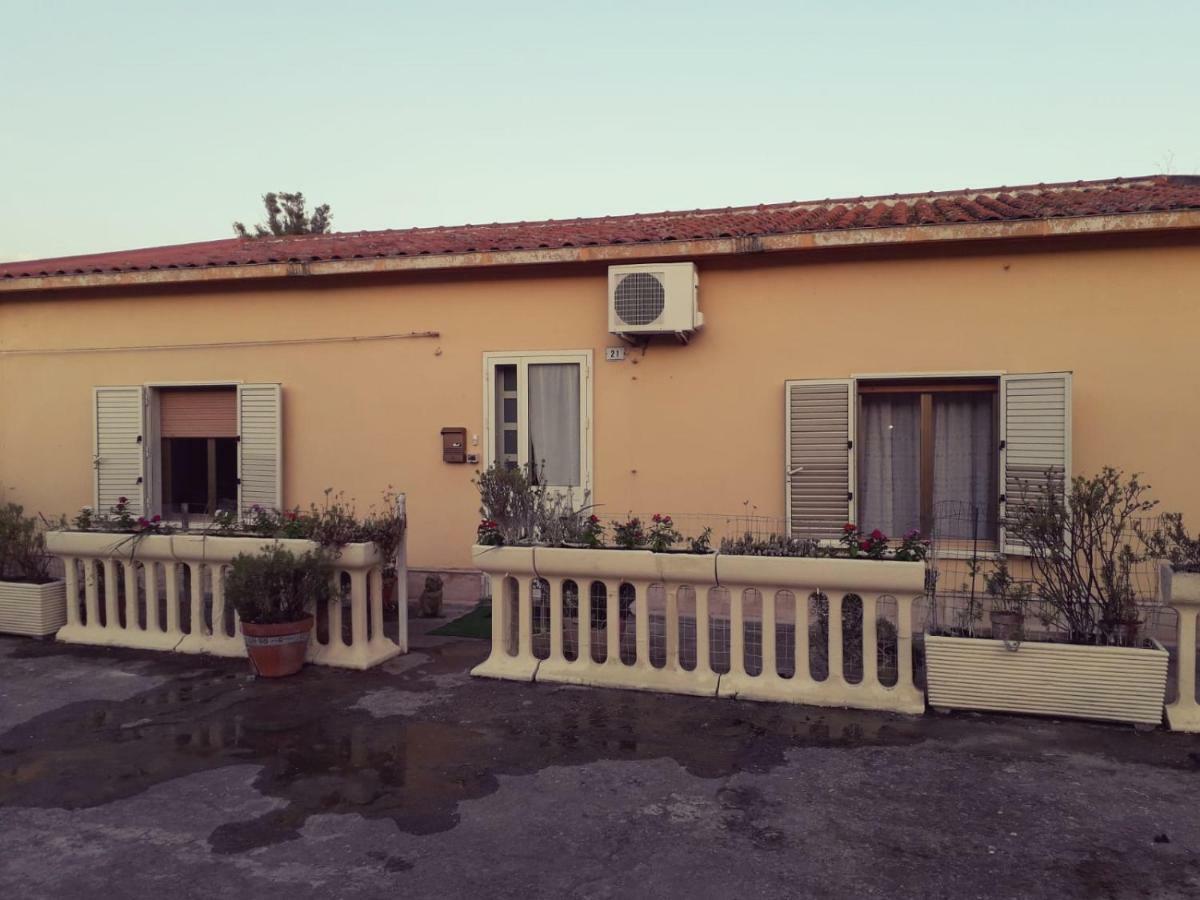Sa Domu Antiga Villa Solarussa Bagian luar foto