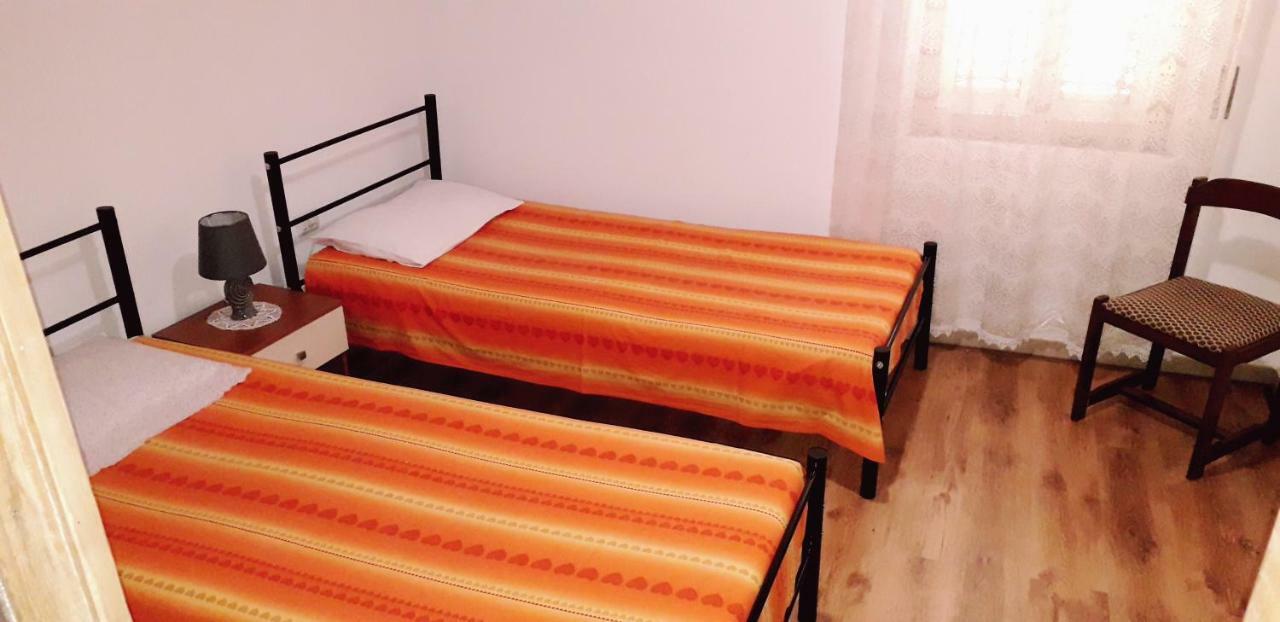 Sa Domu Antiga Villa Solarussa Bagian luar foto
